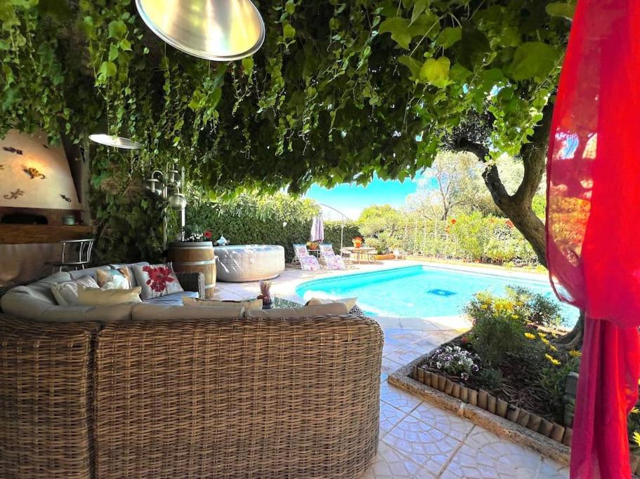 Le Jardin De Mae Leilighet Bouc-Bel-Air Eksteriør bilde