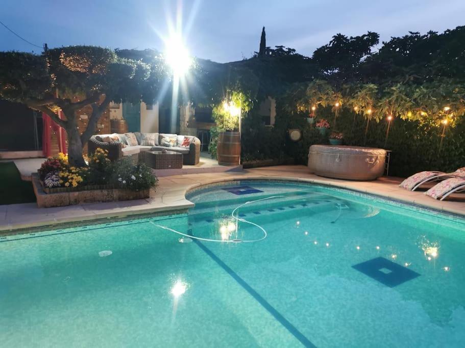 Le Jardin De Mae Leilighet Bouc-Bel-Air Eksteriør bilde