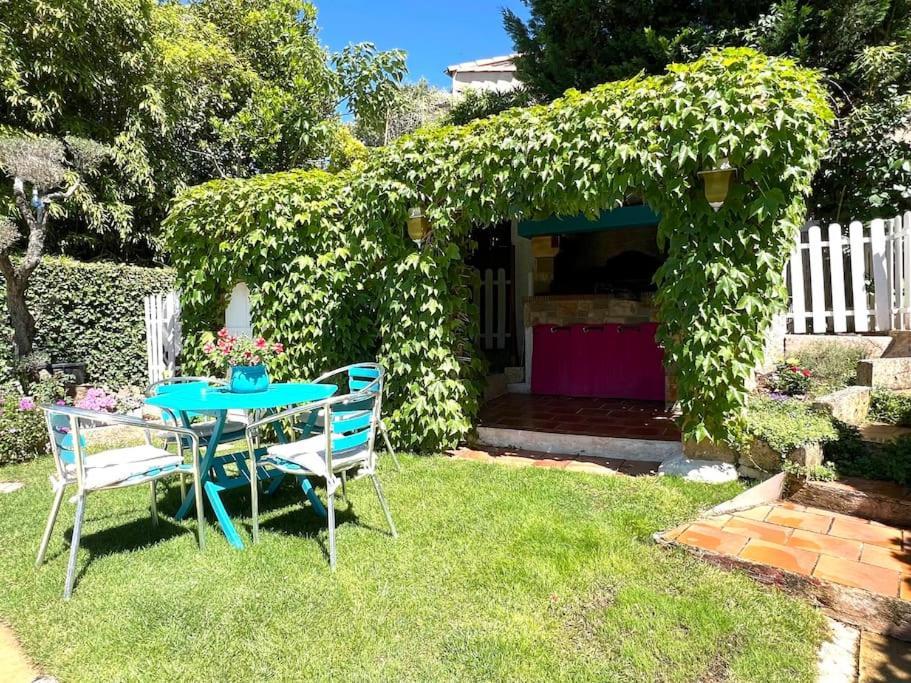 Le Jardin De Mae Leilighet Bouc-Bel-Air Eksteriør bilde