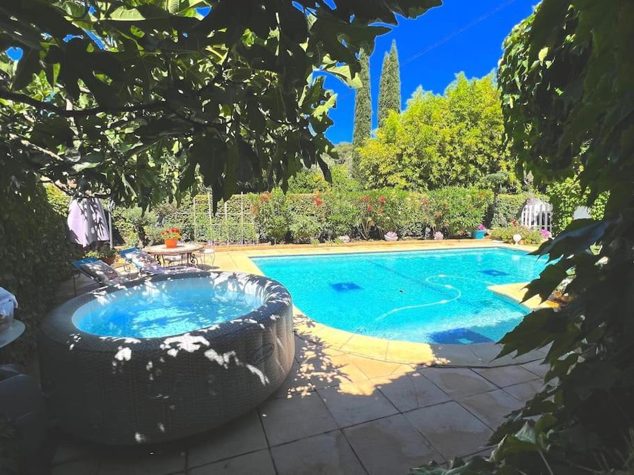 Le Jardin De Mae Leilighet Bouc-Bel-Air Eksteriør bilde