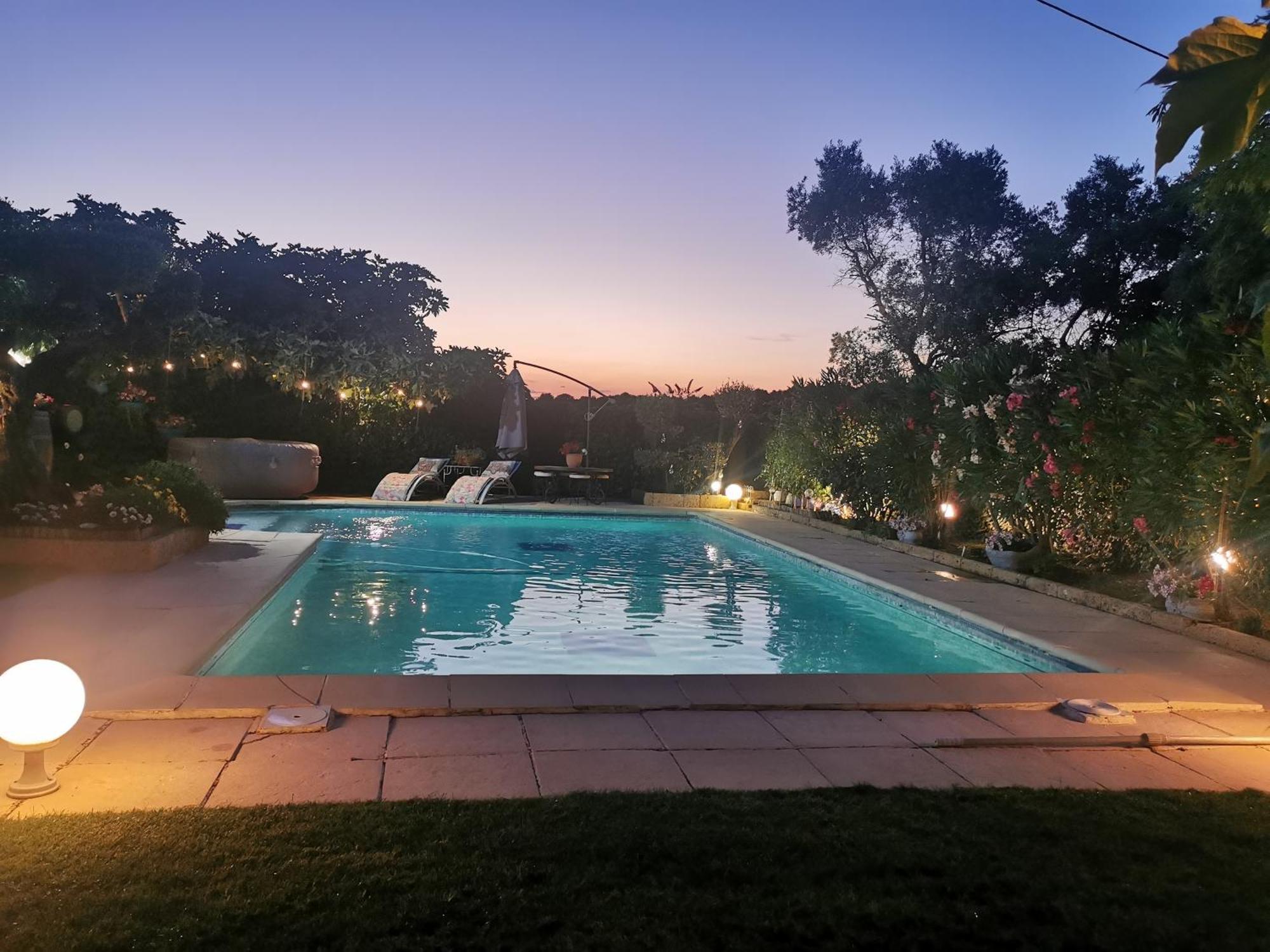 Le Jardin De Mae Leilighet Bouc-Bel-Air Eksteriør bilde